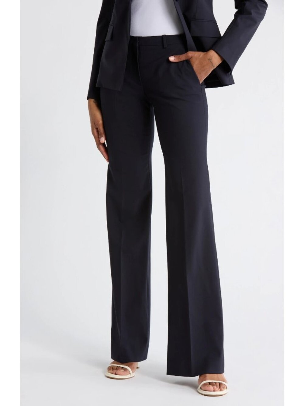 NWT THEORY Demitria in Deep Navy Classic Suit Wool Trouser Pants 6 x 35 - Picture 1 of 8